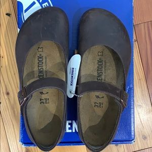 BNIB Birkenstock Mantova Mary Janes